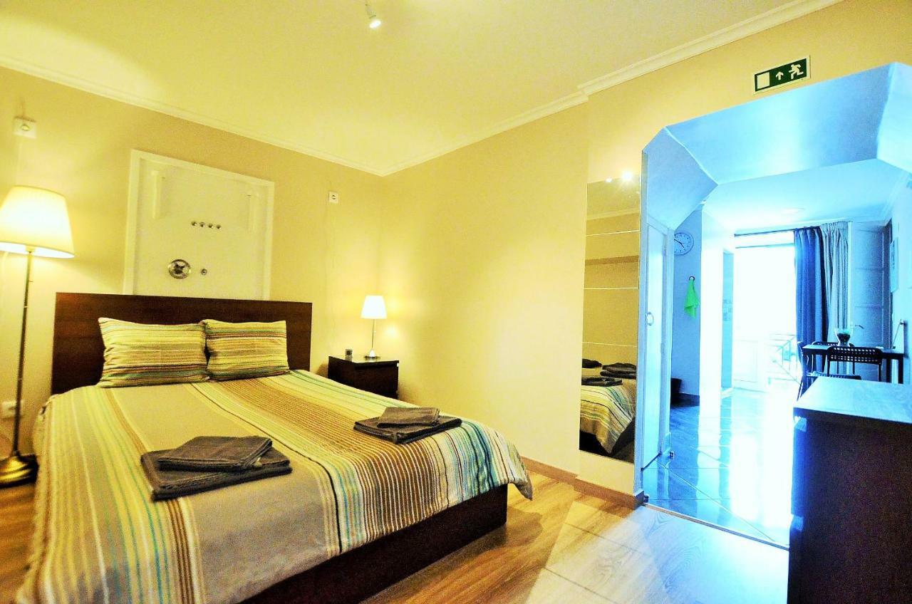 Suites & Apartments - Dp Setúbal Esterno foto